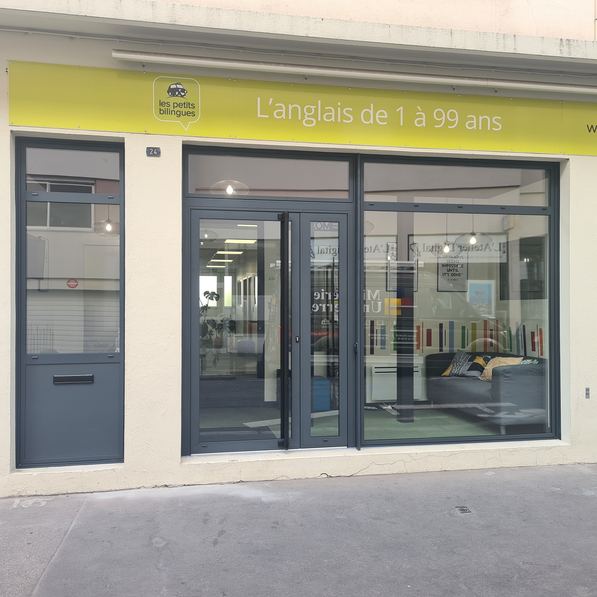 Renovation de la façade du centre Les Petits Bilingues à Rouen